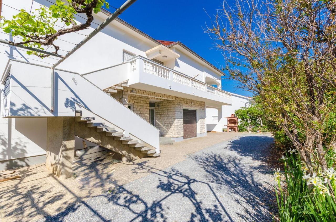 Apartments Slavica R Banjol Exterior foto